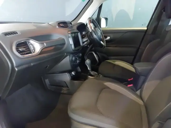 Jeep Renegade 2023 photo 5