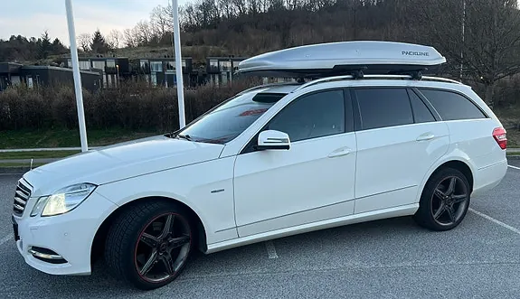 Mercedes-Benz E250 2010 photo 2