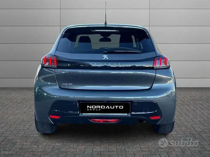 Peugeot 208 2020 photo 3