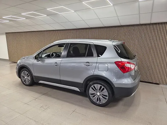Suzuki S-Cross 2014 photo 4