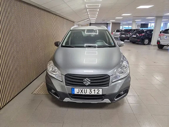 Suzuki S-Cross 2014 photo 2