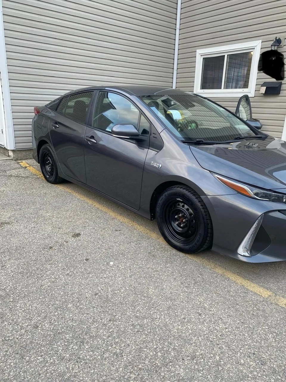 Toyota Prius Prime 2022 photo 3