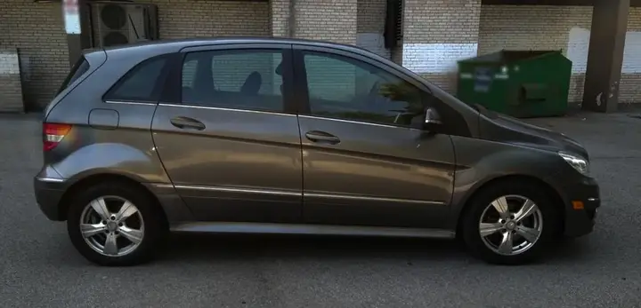 Mercedes-Benz B-Class 2010 photo 5
