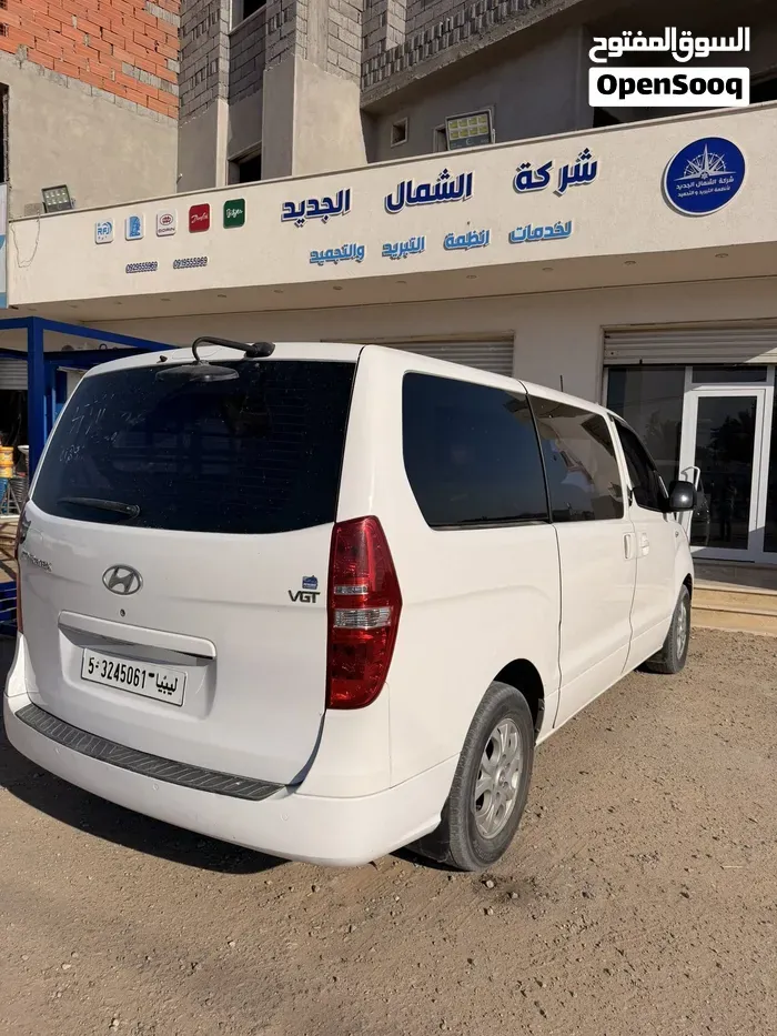 Hyundai H1 Gl Plus 2015 photo 4