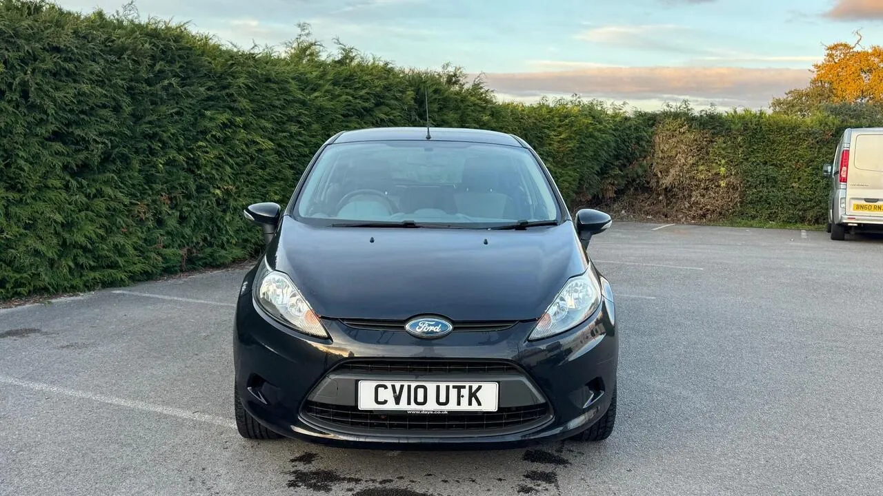 Ford Fiesta 2010 photo 3