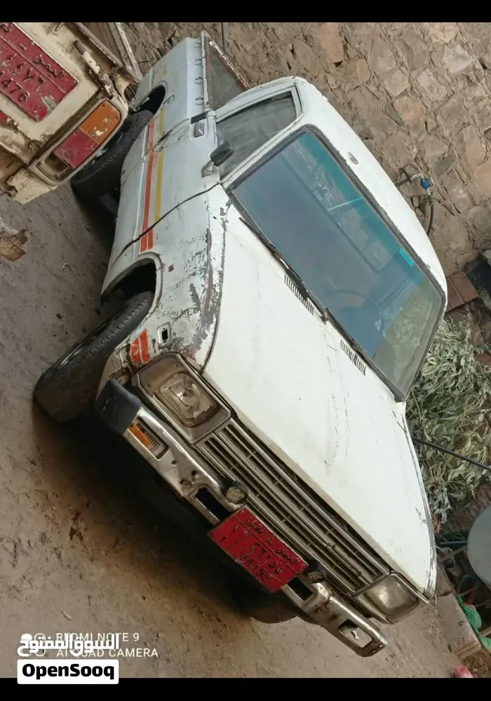 Toyota Hilux 1982 photo 4
