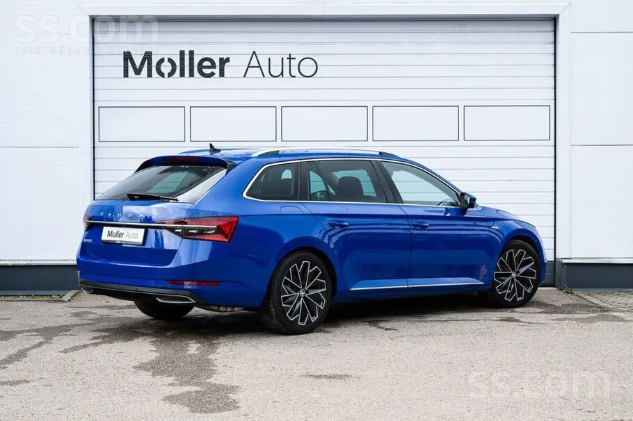 Skoda Superb 2022 photo 2