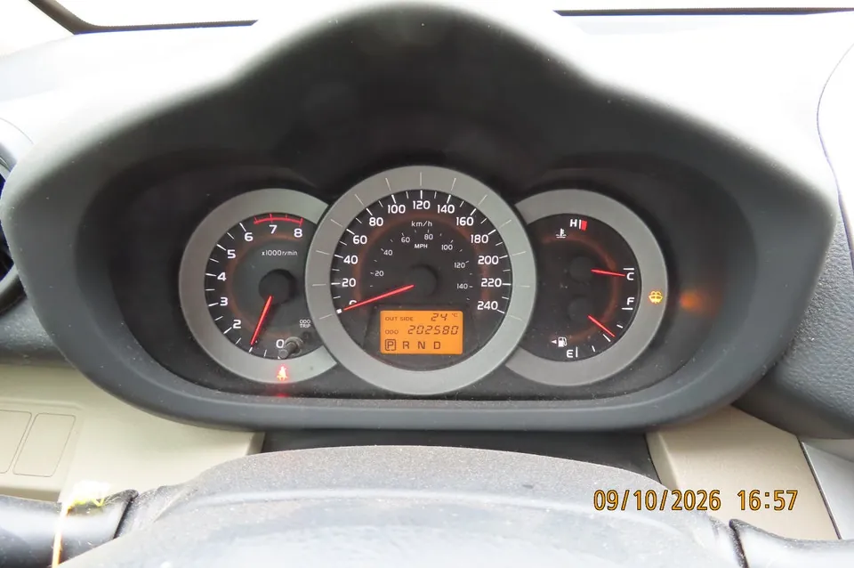 Toyota Rav4 2007 photo 2