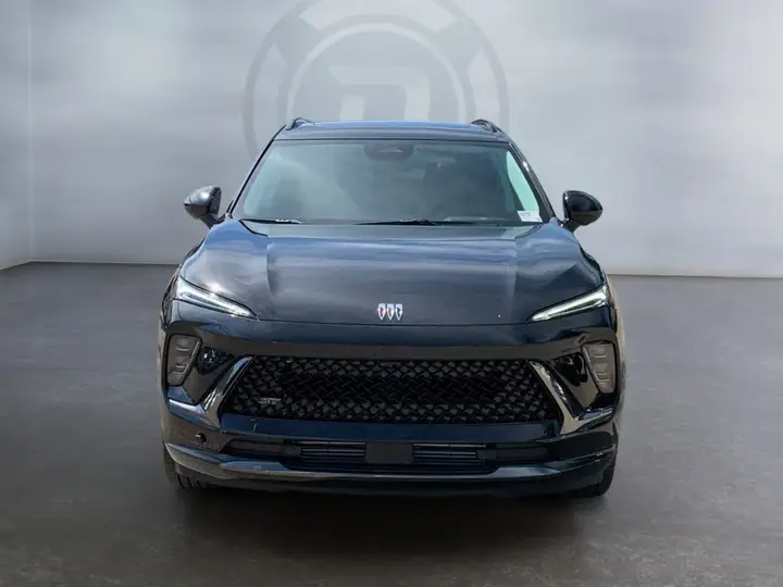 Buick Envision 2026 photo 2