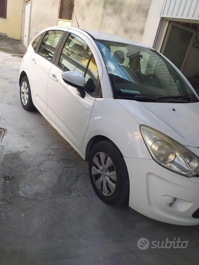 Citroen C3 2010 photo 3