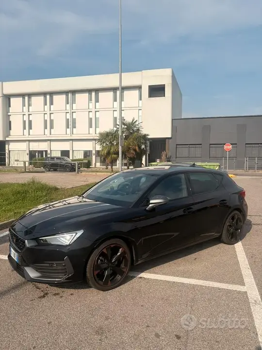 Cupra Leon 2022 photo 2