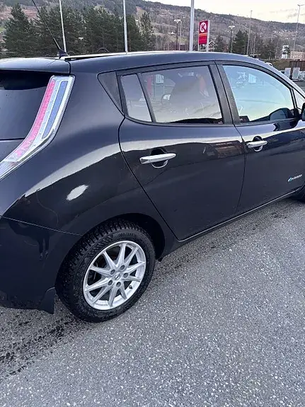 Nissan Leaf 2017 photo 4