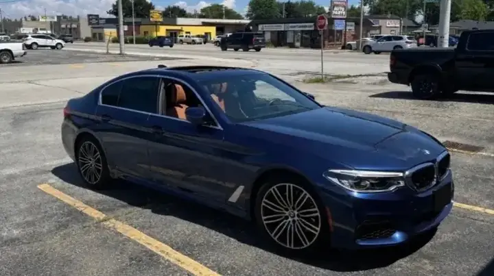 BMW 530I