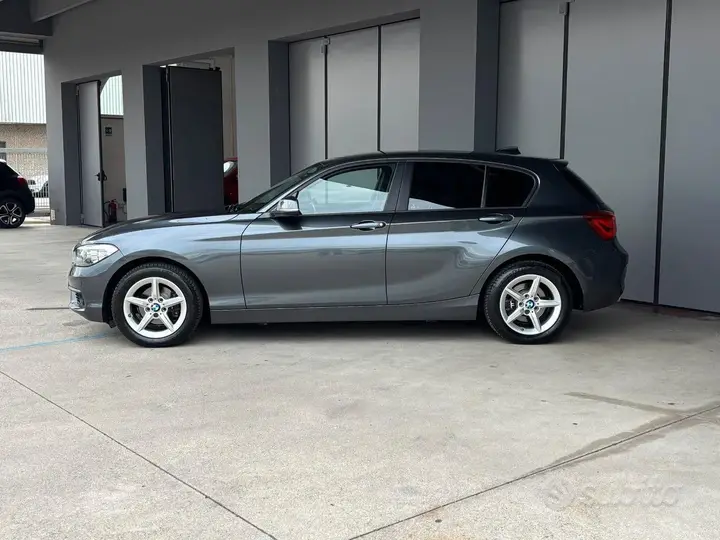 BMW 118D 2018 photo 3