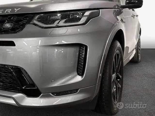 Land Rover Discovery Sport 2026 photo 5