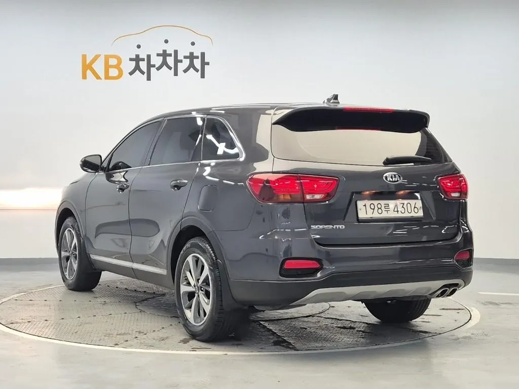 Kia Sorento 2019 photo 2