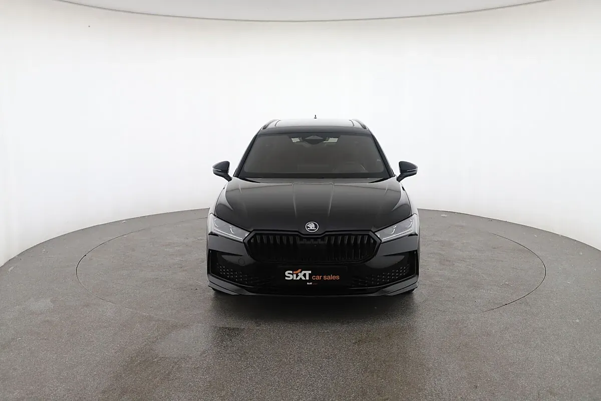 Skoda Superb 2025 photo 2
