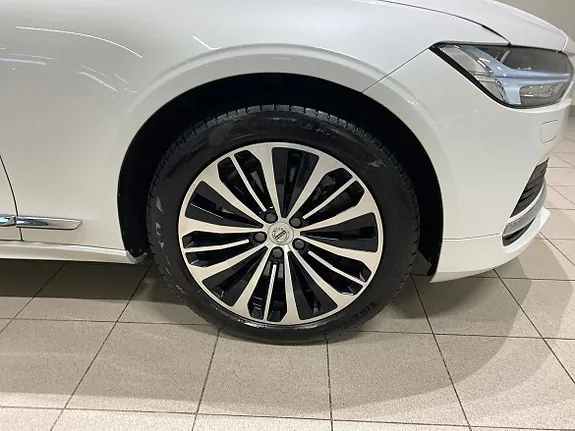 Volvo V90 2025 photo 4