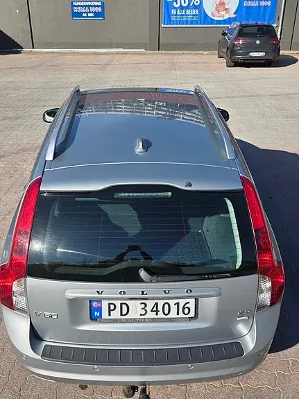 Volvo V50 2010 photo 5