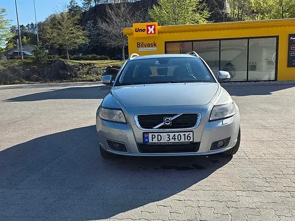 Volvo V50 2010 photo 3