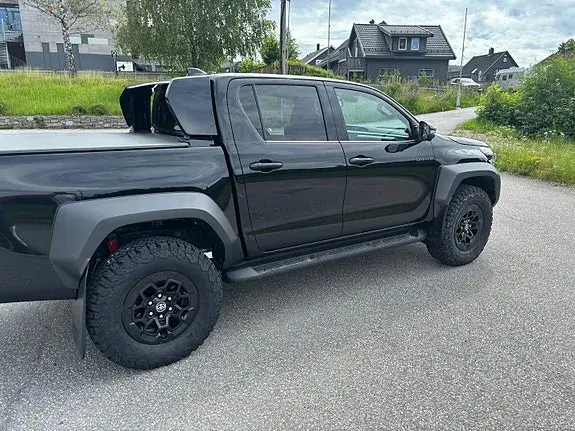 Toyota Hilux 2026 photo 3