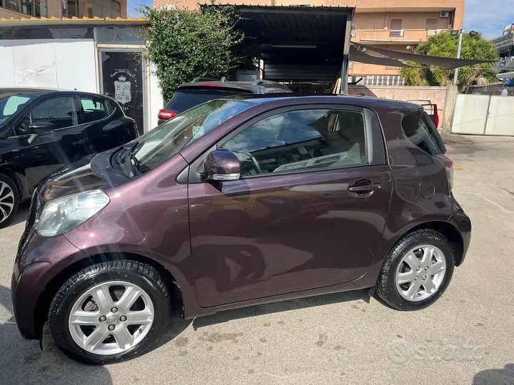 Toyota Iq 2009 photo 3