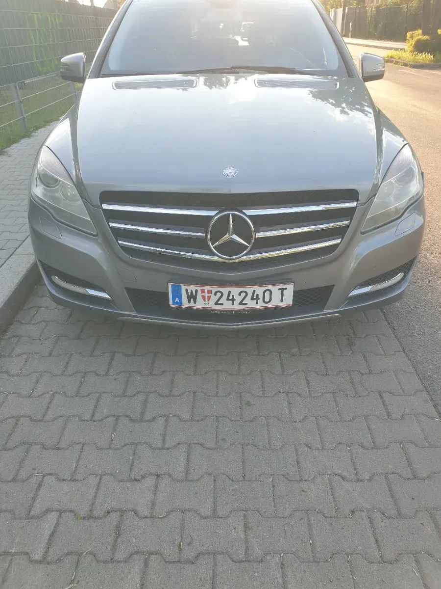 Mercedes-Benz R-Class