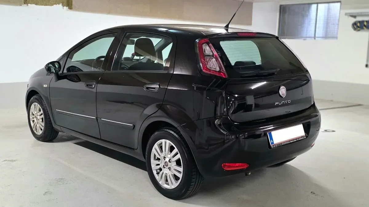 Fiat Punto 2012 photo 3