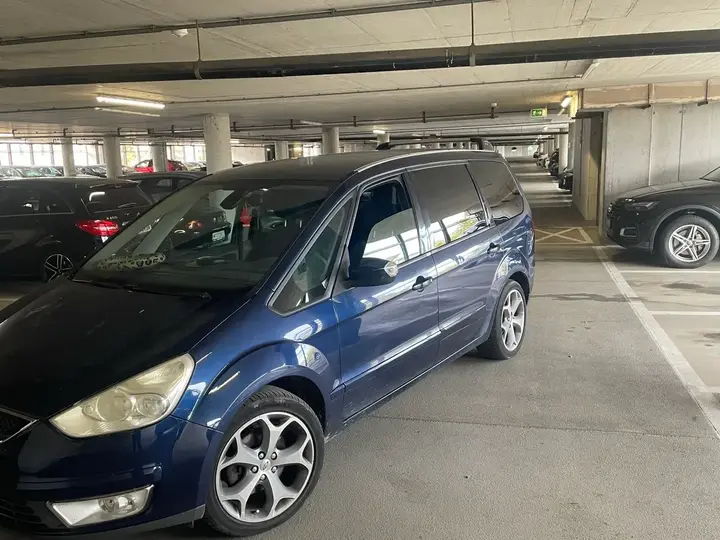 Ford Galaxy 2008 photo 2