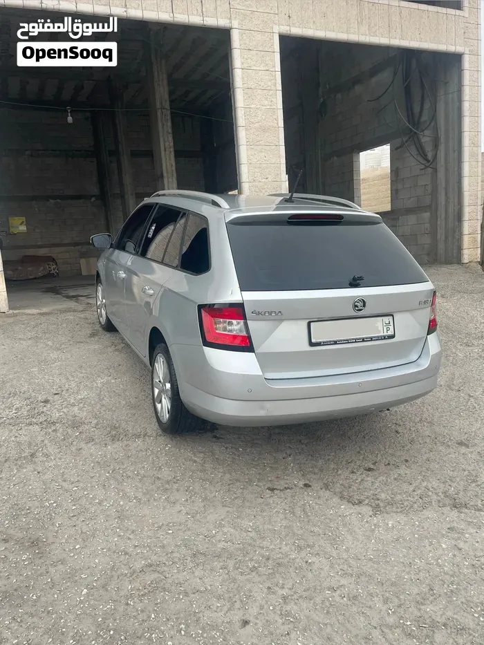 Skoda Fabia 2018 photo 3