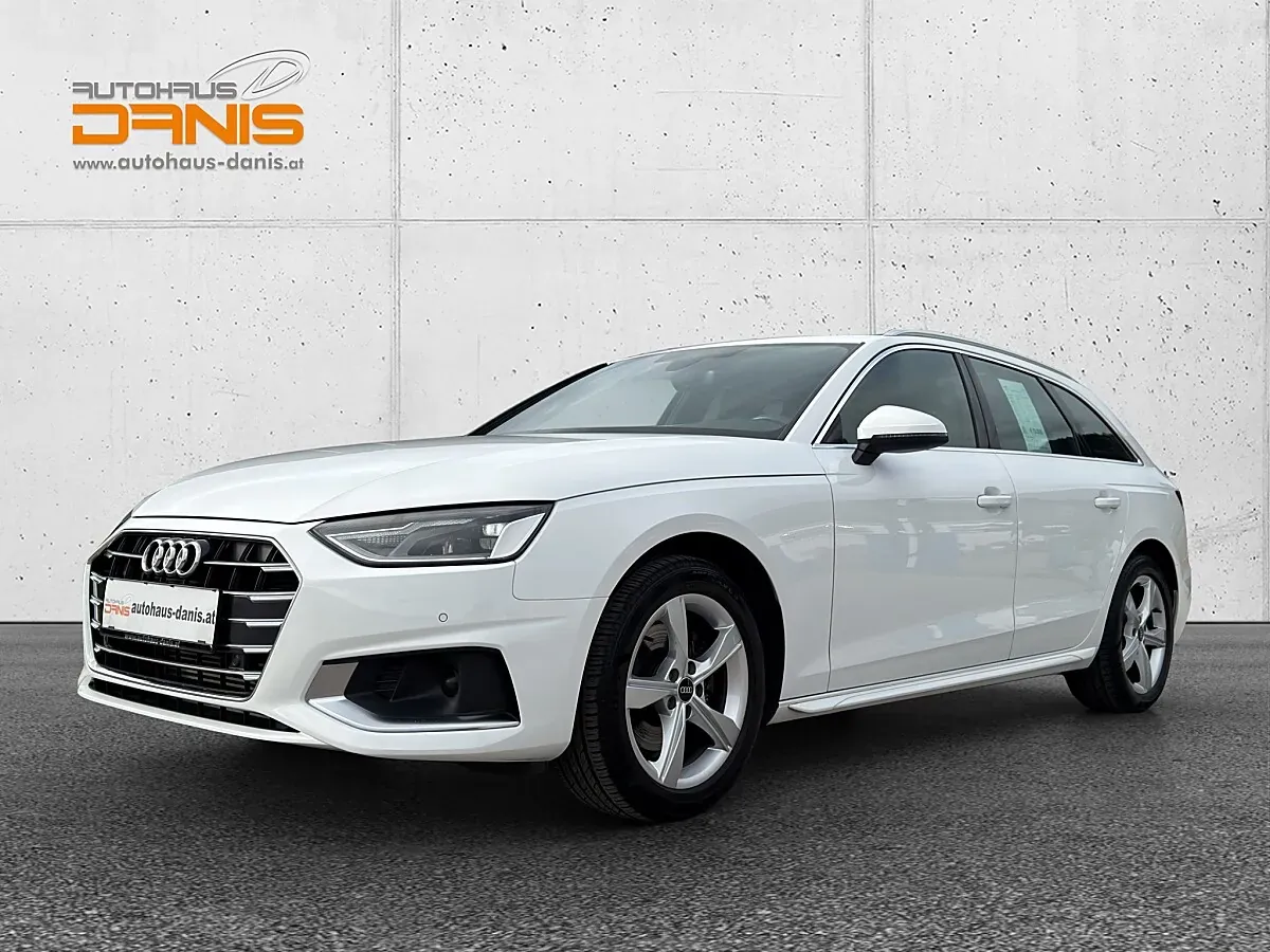 Audi A4 2023 photo 3