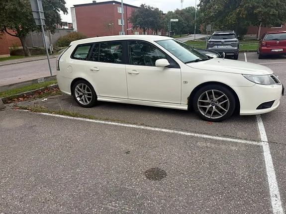 Saab 9-3 2009 photo 2
