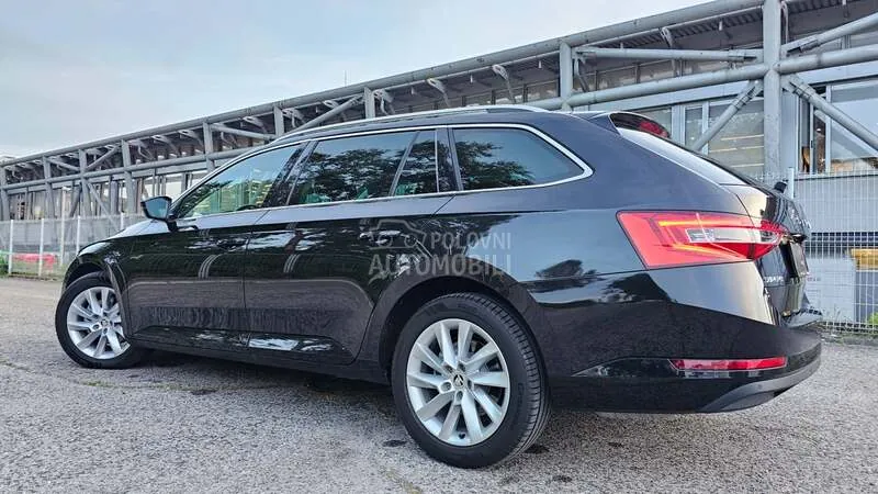 Skoda Superb 2021 photo 5