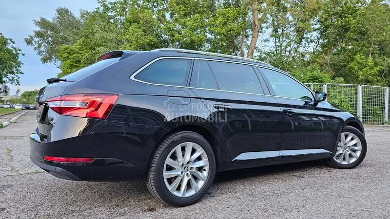 Skoda Superb 2021 photo 4