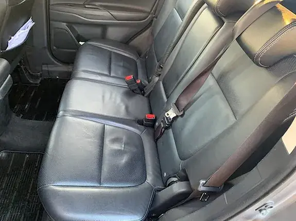 Mitsubishi Outlander 2013 photo 4
