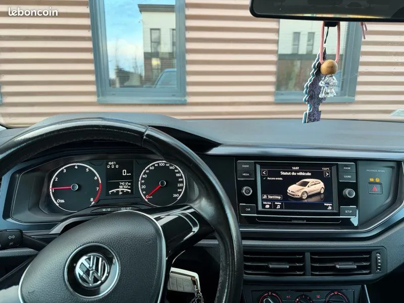 Volkswagen Polo 2018 photo 3