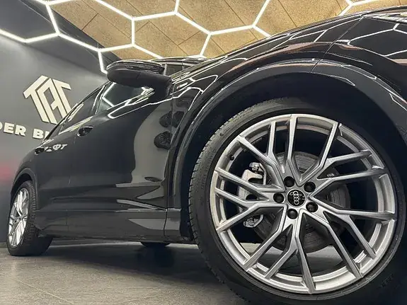 Audi Q4 E-Tron 2024 photo 2