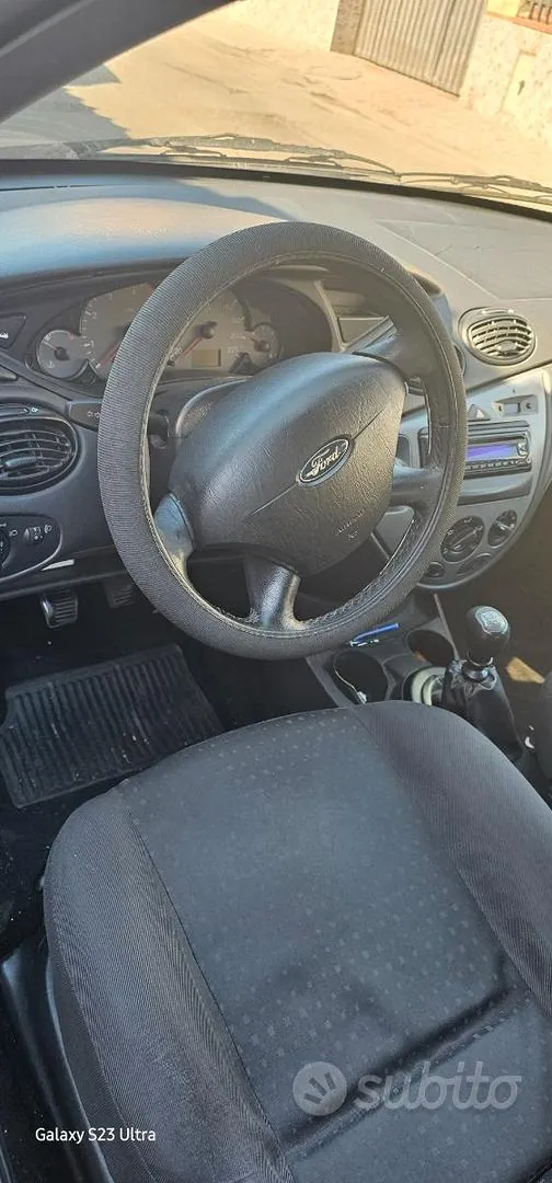 Ford Focus 2004 photo 4