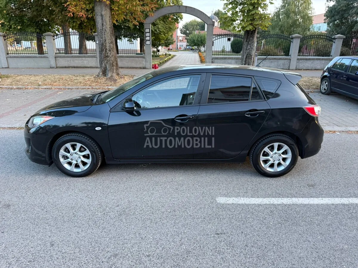 Mazda 3 2012 photo 2