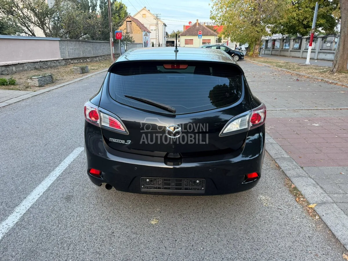 Mazda 3 2012 photo 4