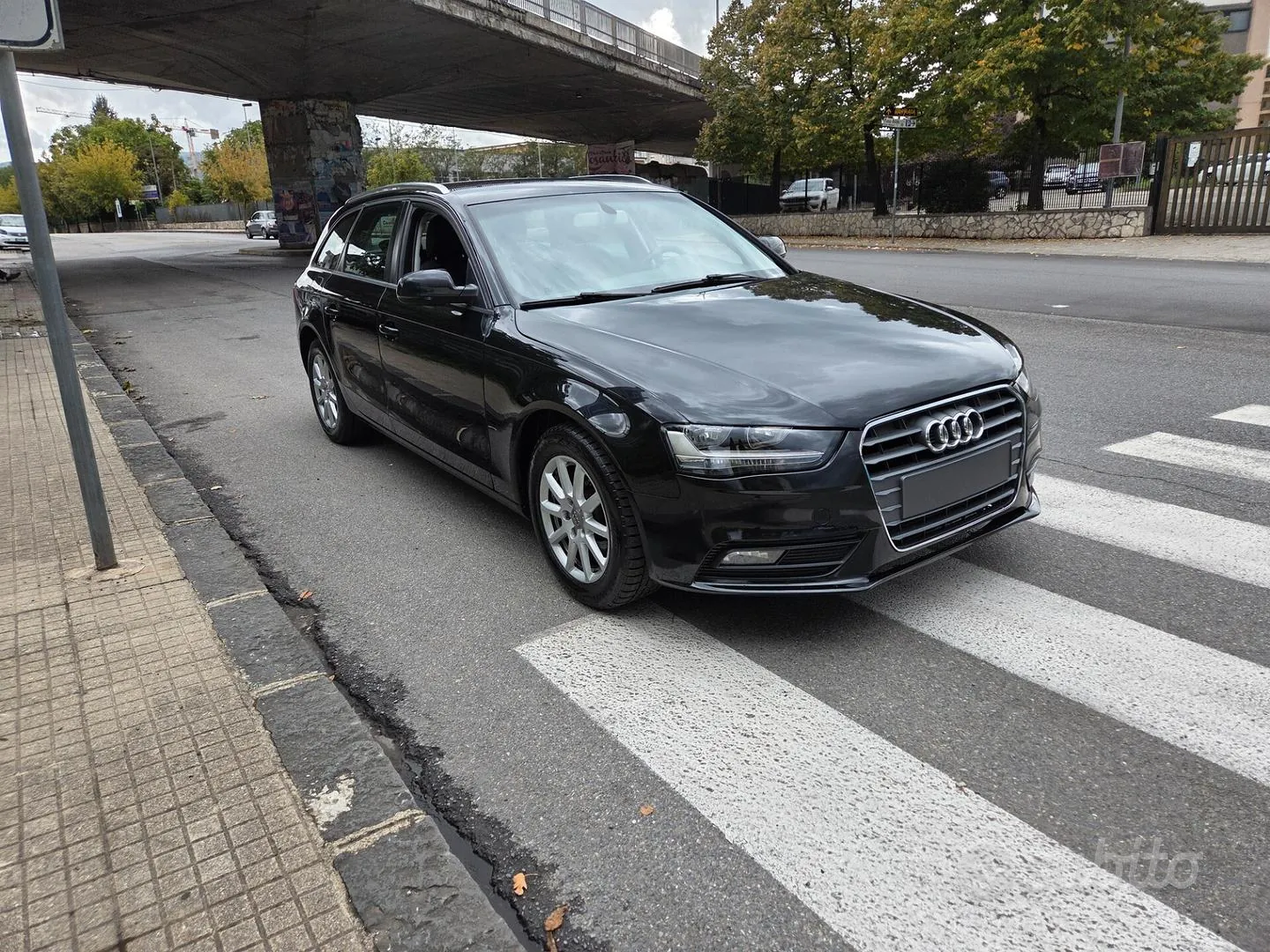 Audi A4 Avant 2013 photo 2