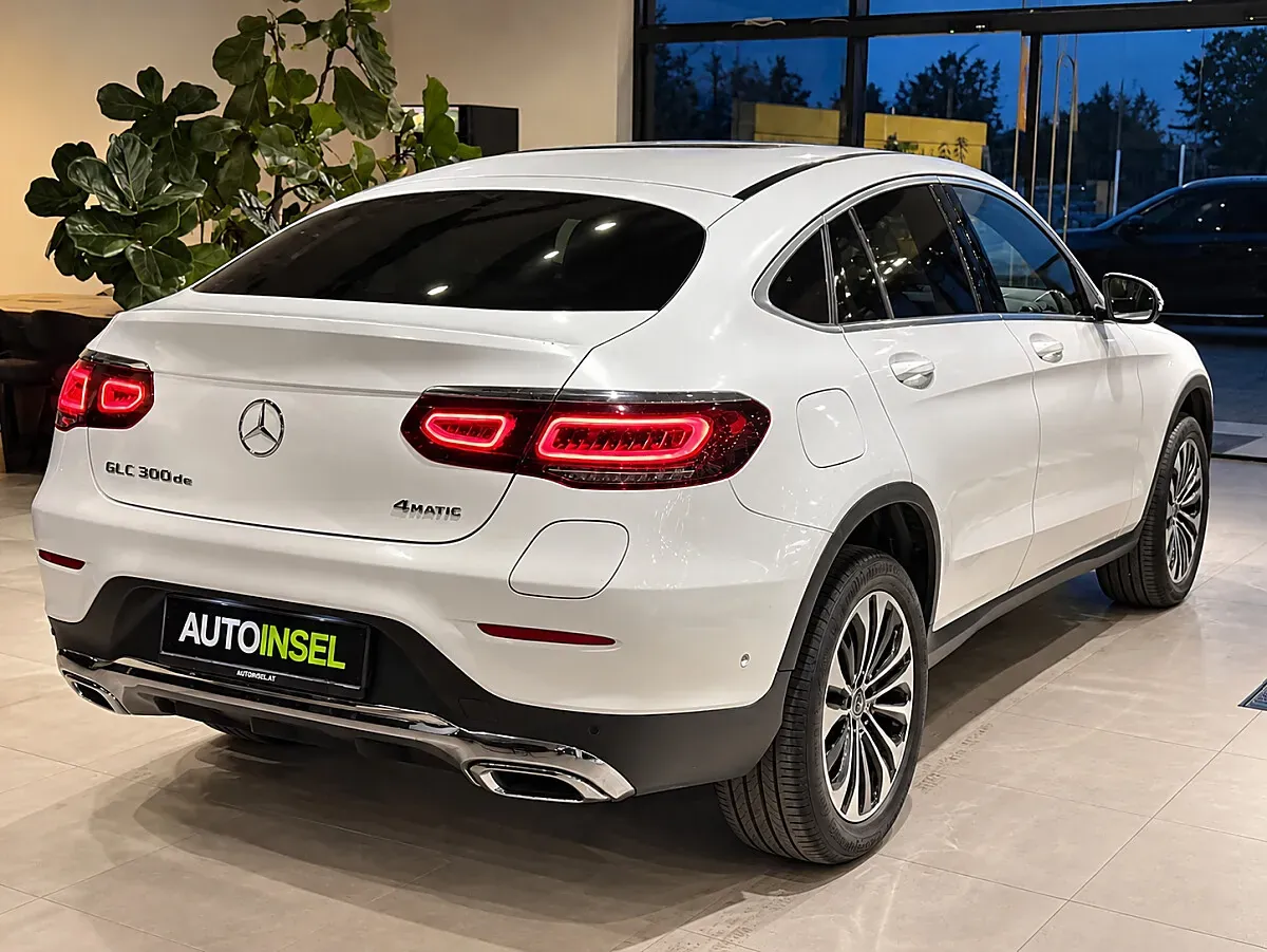 Mercedes-Benz Glc-Class 2022 photo 2