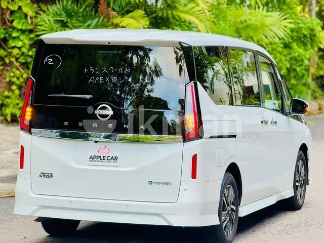 Nissan Serena 2025 photo 4