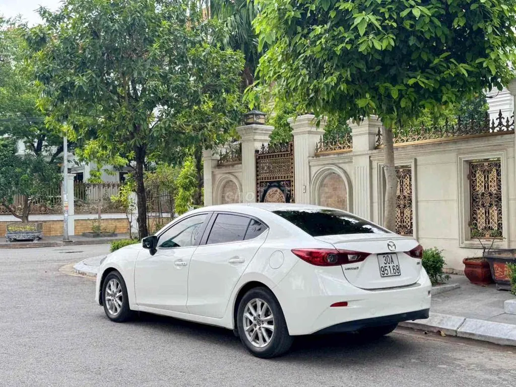 Mazda 3 2015 photo 4