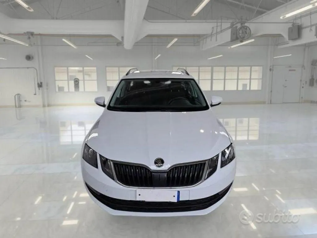 Skoda Octavia 2021 photo 5