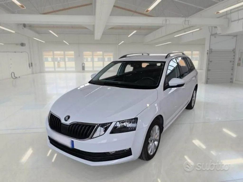 Skoda Octavia 2021 photo 3