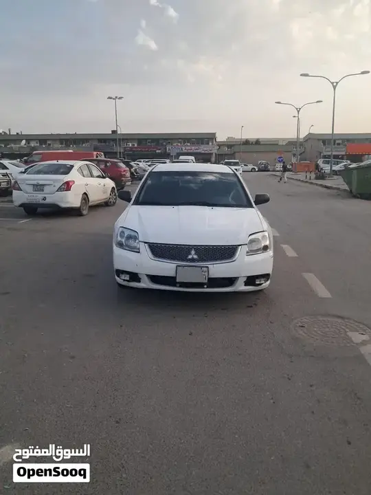 Mitsubishi Galant