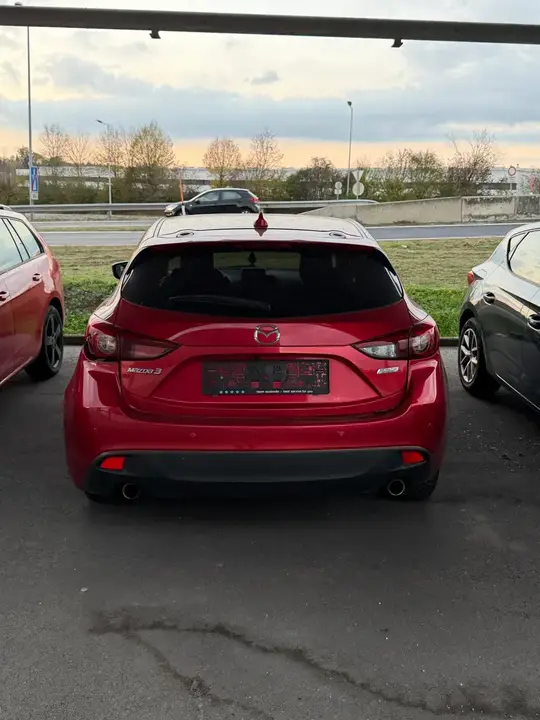 Mazda Mazda3 2016 photo 3