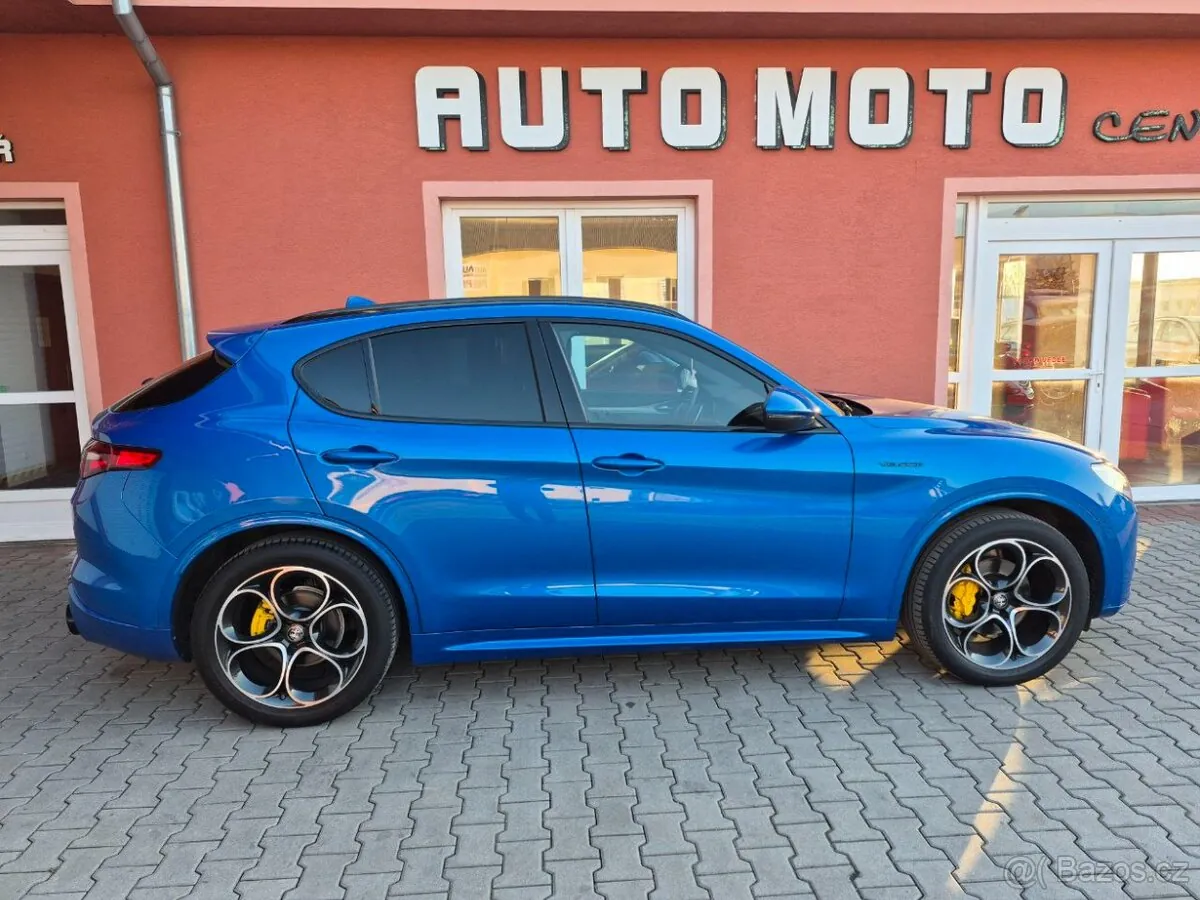 Alfa Romeo Stelvio 2022 photo 5