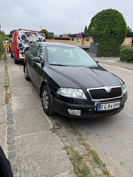 Skoda Octavia 2007 photo 2